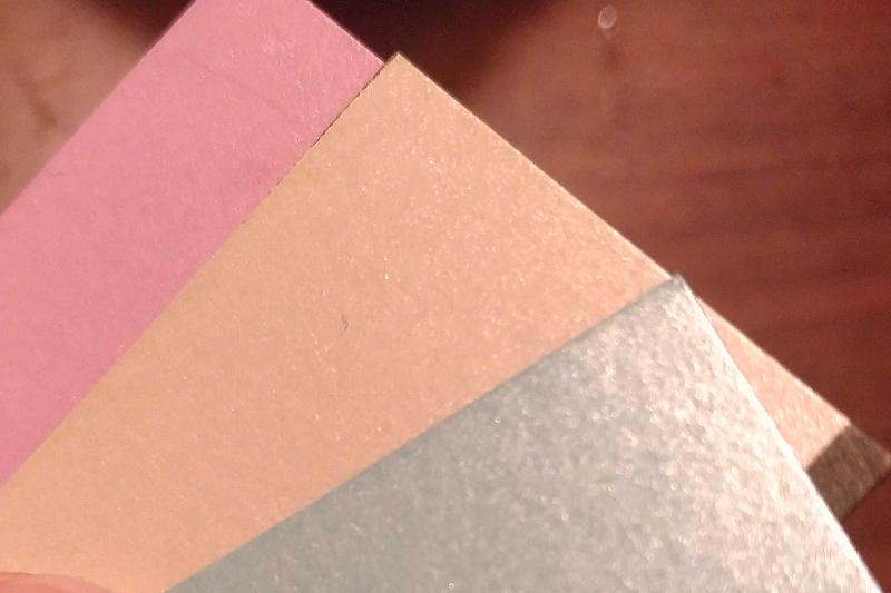 パール箔とは?特徴・加工方法・白箔との違いなど徹底解説