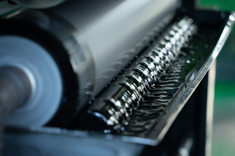 黒箔の種類・特徴を解説！活版印刷の違いとは