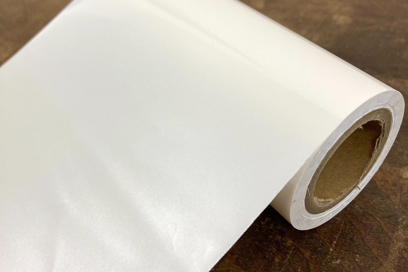 新雪のように輝くホワイトパール箔「LIT PEARL WHITE-A」